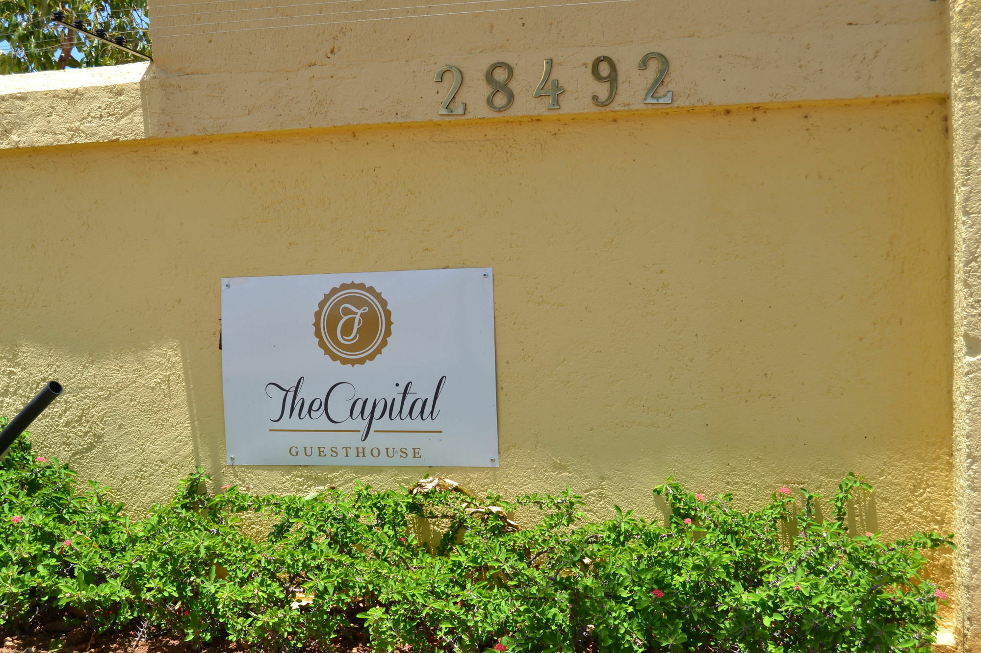 The Capital Guest House Gaborone Exterior photo